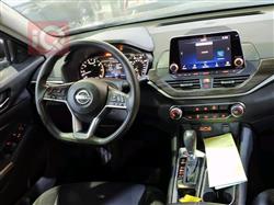 نيسان ألتيما